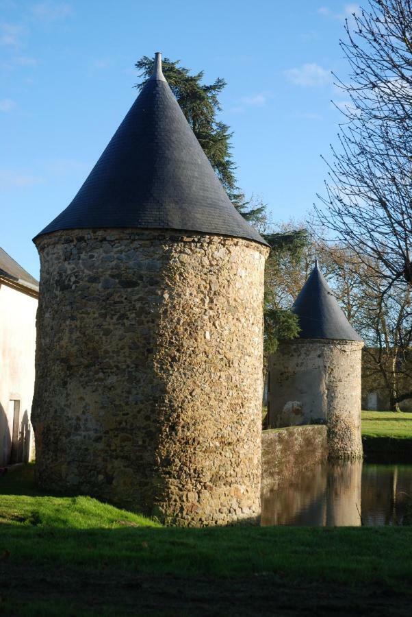 Logis De La Helberdiere Cossé-en-Champagne Eksteriør bilde