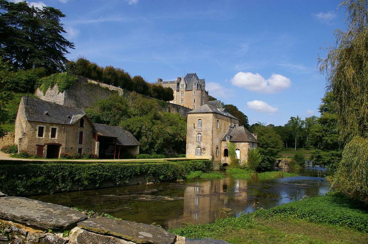 Logis De La Helberdiere Cossé-en-Champagne Eksteriør bilde